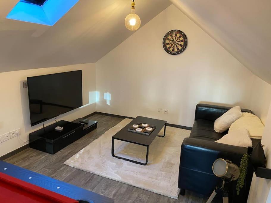 Bill'Ppart - Easylife Bourgoin-Jallieu Exterior foto